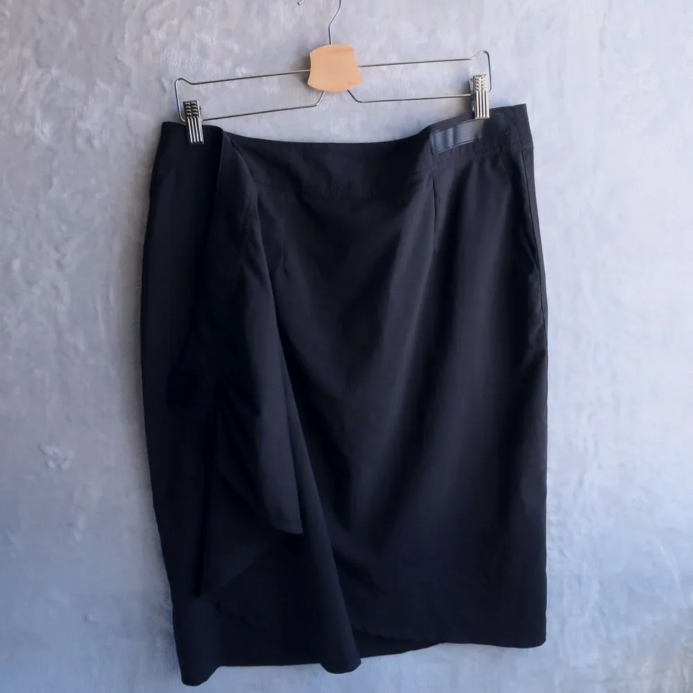 RIPSKIRT HAWAII Black Wrap Skirt Size L Length 3 25